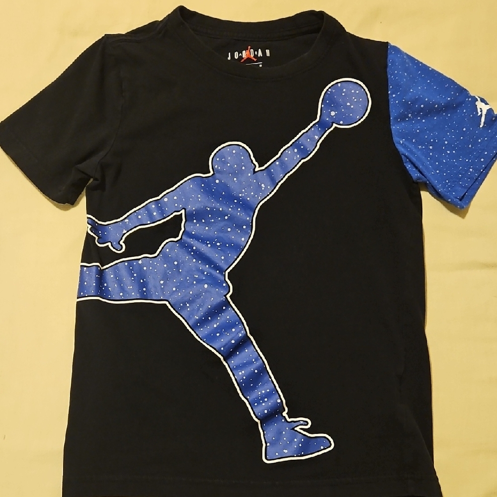 Jordan Kids Black and Blue Graphic T-Shirt